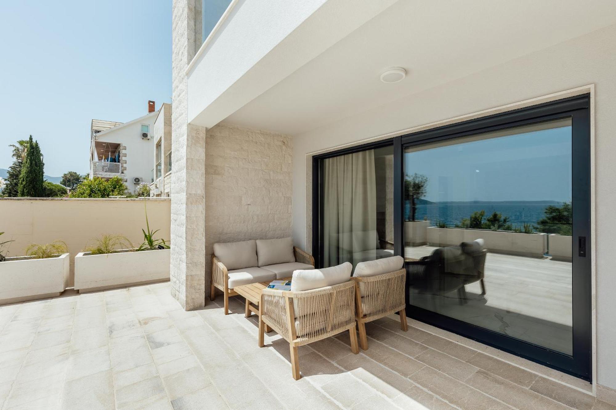 Savina Beachfront Oasis Herceg Novi Extérieur photo
